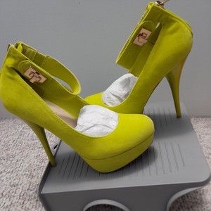 Lime Green Platform Heels by Bamboo Size 7/37